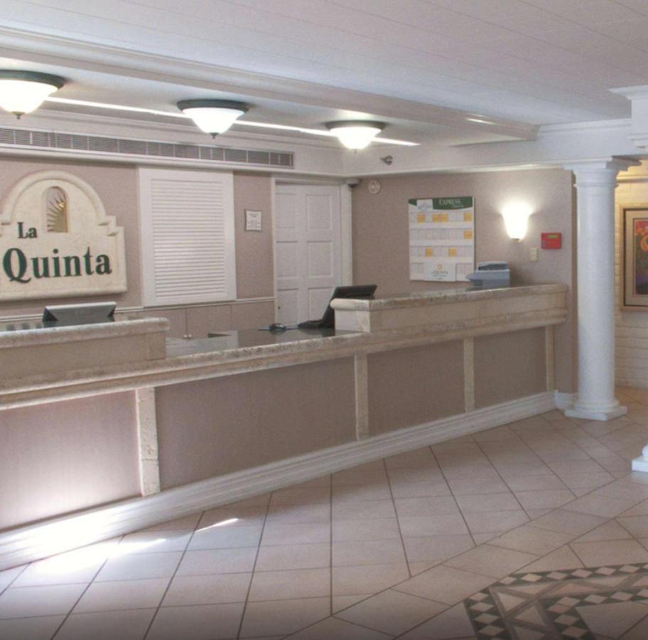 La Quinta Inn By Wyndham Bakersfield South Eksteriør bilde